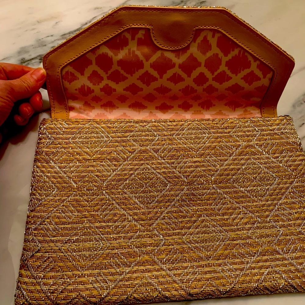 Stella and dot clutch